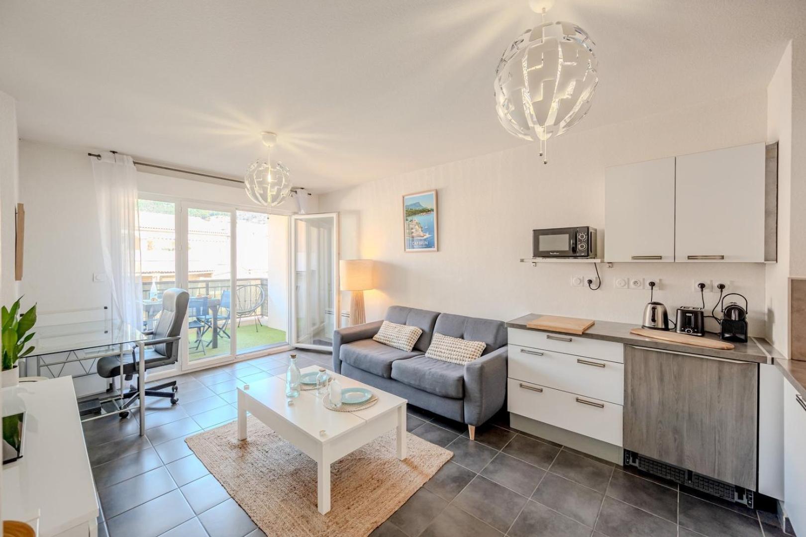 Le Neroli T2 Dernier Etage Avec Terrasse Et Garage Toulon Exterior foto